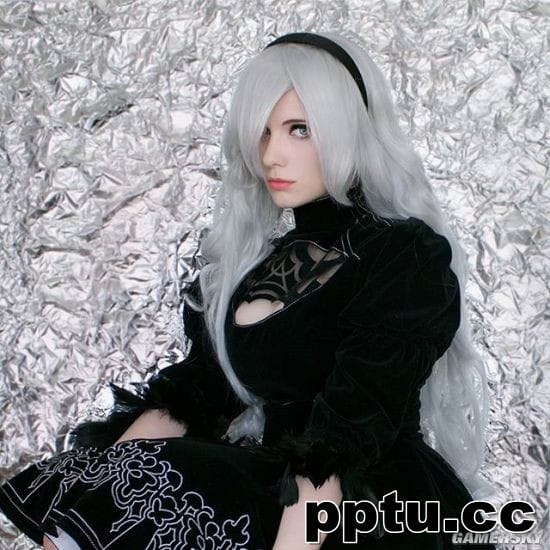 俄妹COS多版本2B小姐姐 大波浪的2B爱了吗？