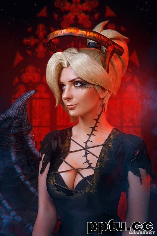 俄妹COS《守望先锋》黑暗版天使 能奶能打的小恶魔来关照你-皮皮兔动漫