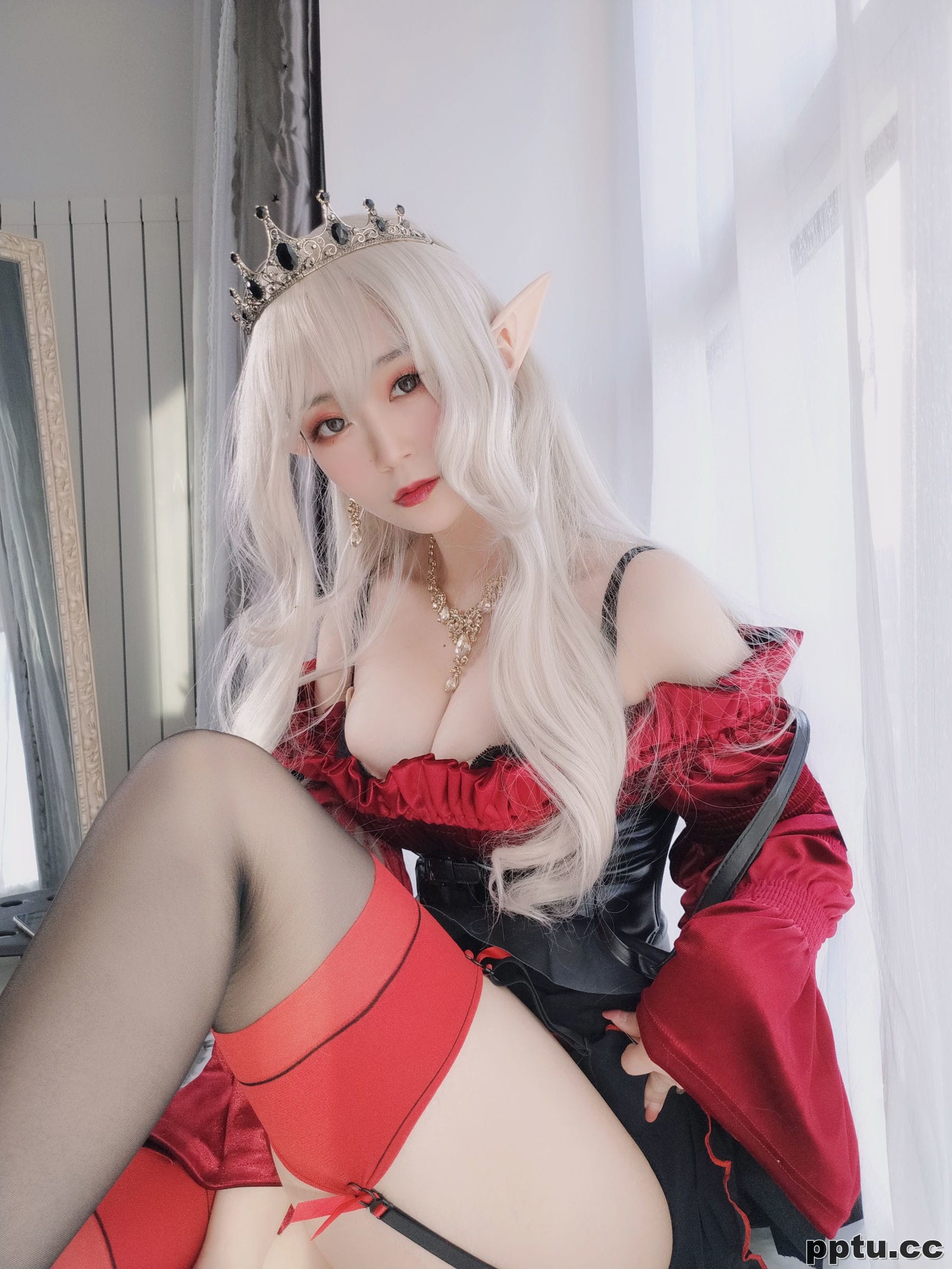 COSER白银81《皇家吸血鬼》 [COSPLAY少女] 写真集