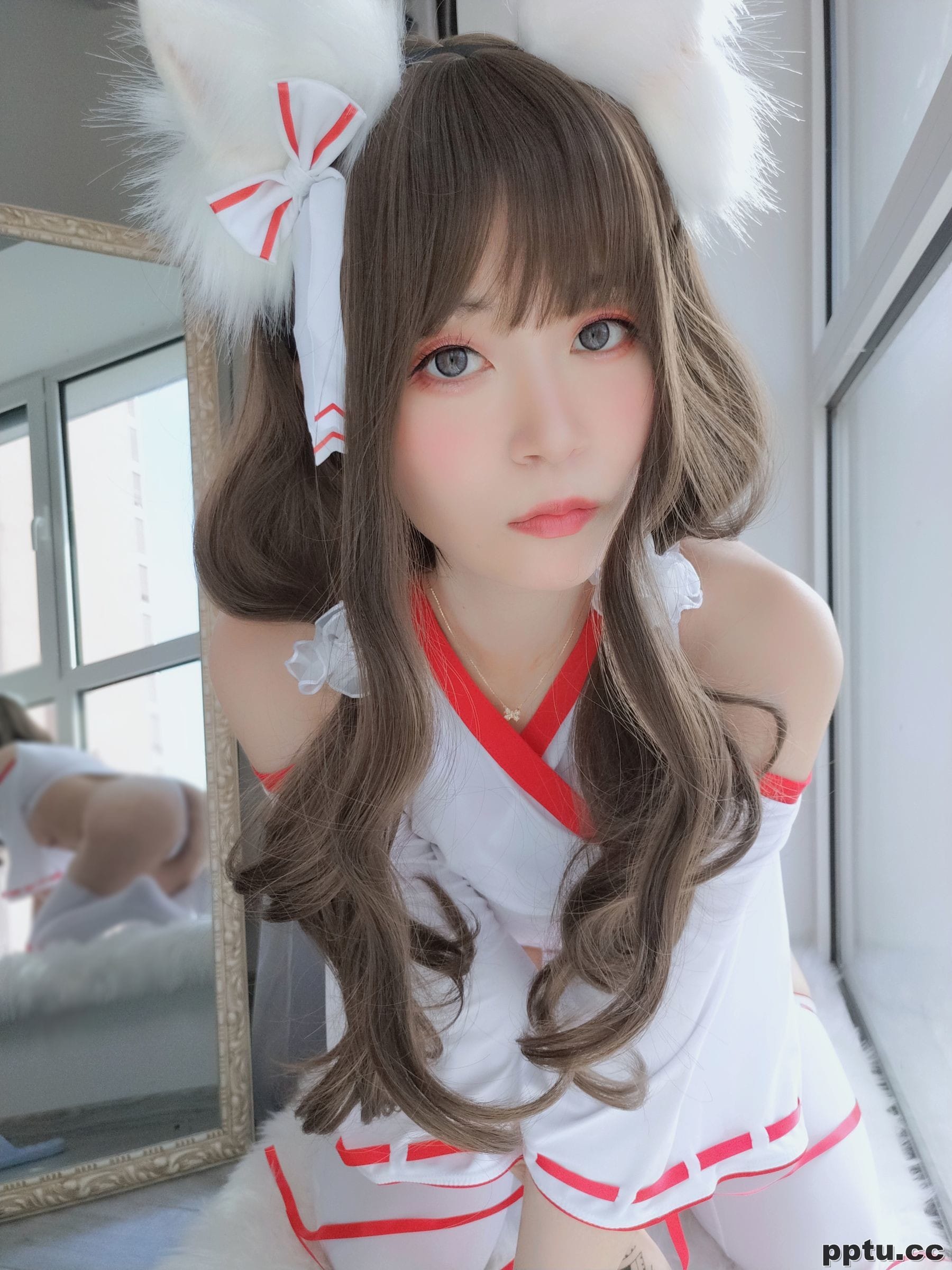 COSER白银81《神社饲养的小狐狸》 [COSPLAY少女] 写真集