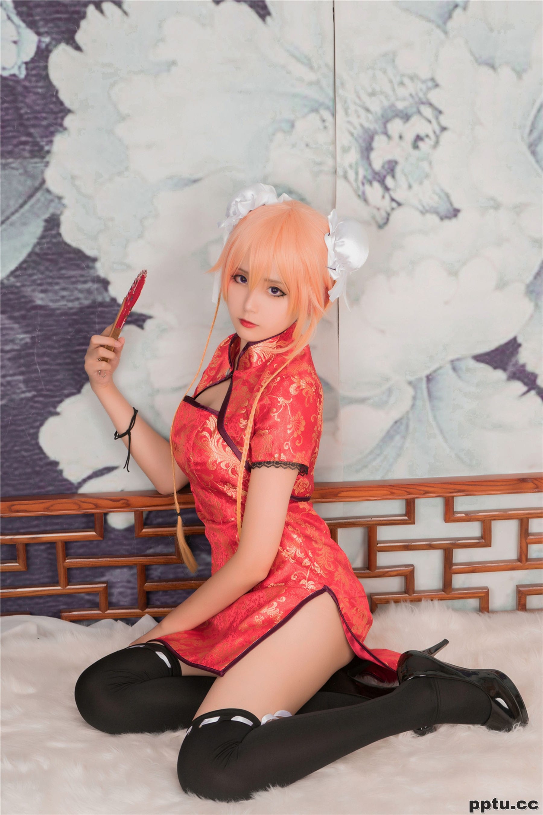 [风之领域] NO.164 红旗袍黑丝COS 写真集