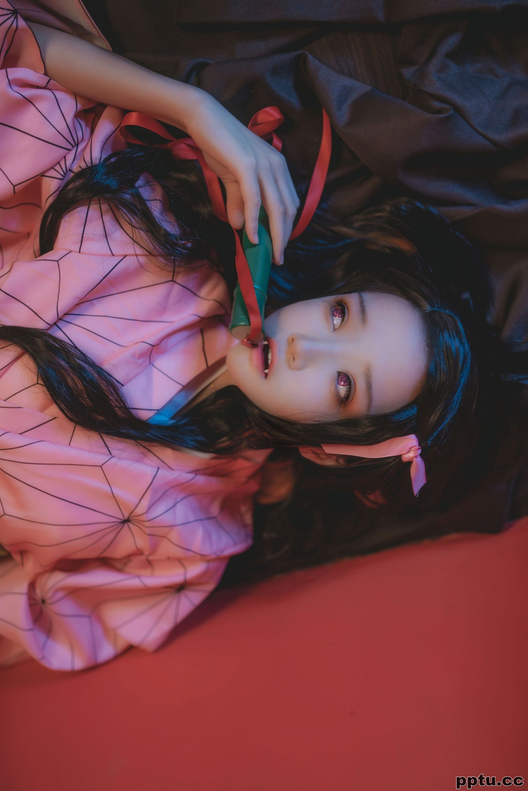 桜桃喵《灶门祢豆子》 [萝莉COS] 写真集