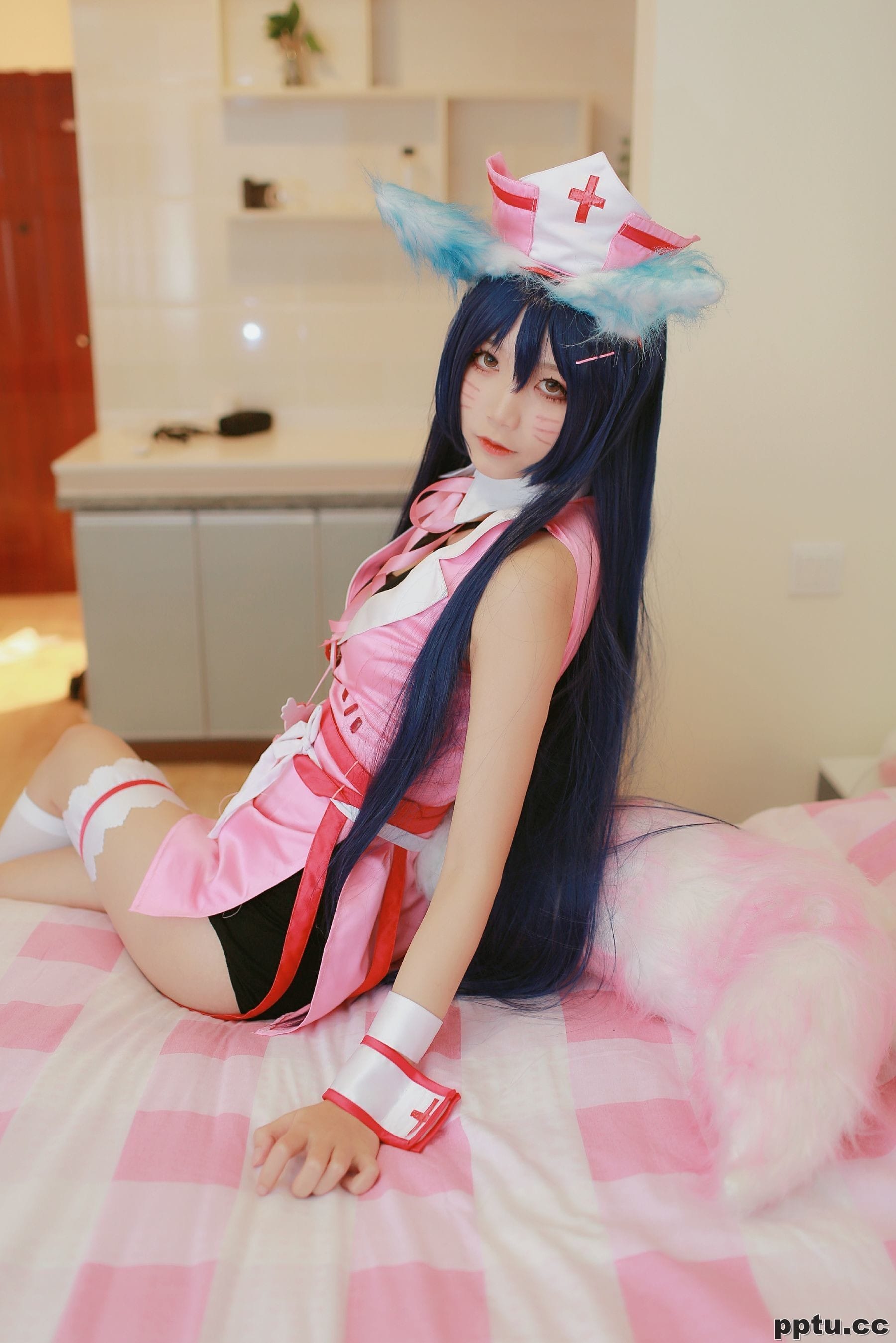 清纯少女五更百鬼《阿狸护士服》 [COSPLAY美女] 写真集