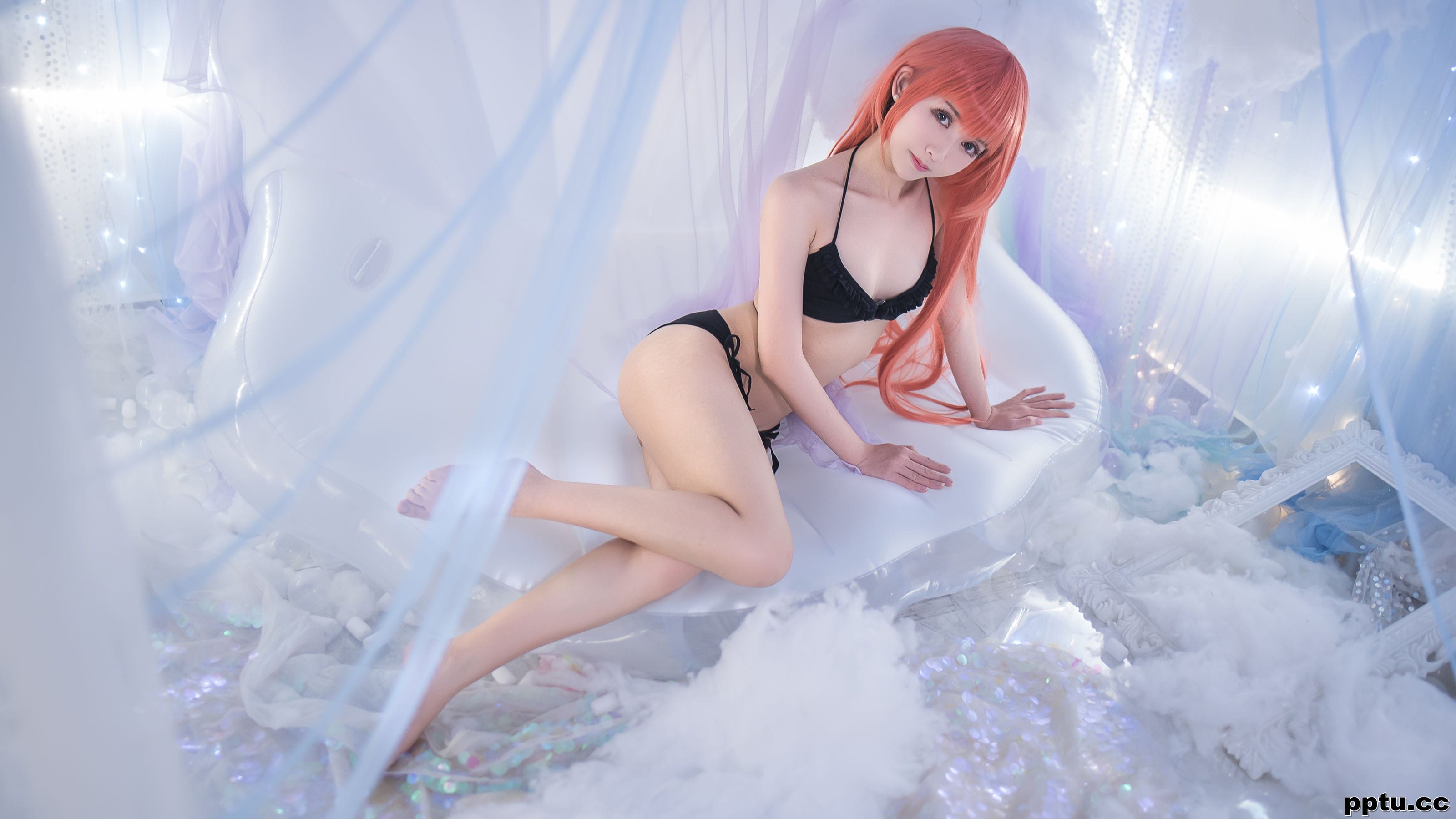 鳗鱼霏儿《红发魔女》 [COSPLAY美女] 写真集