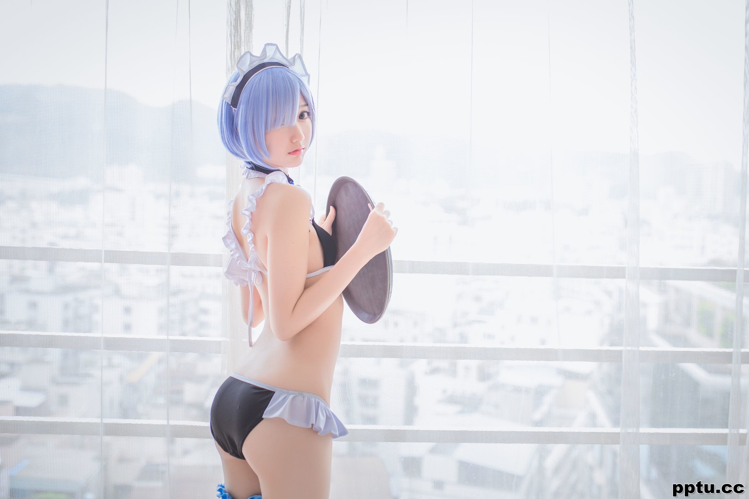 木绵绵OwO《蕾姆泳装+兔女郎》 [萝莉COS] 写真集