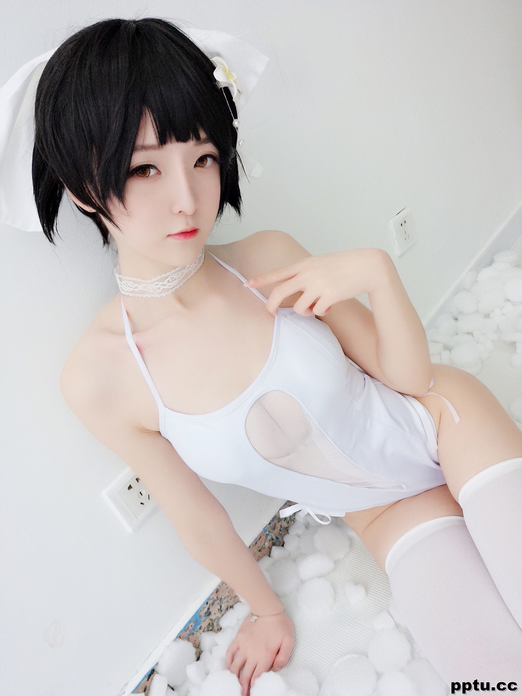 一小央泽《高雄・泳装》 [萝莉COS] 写真集