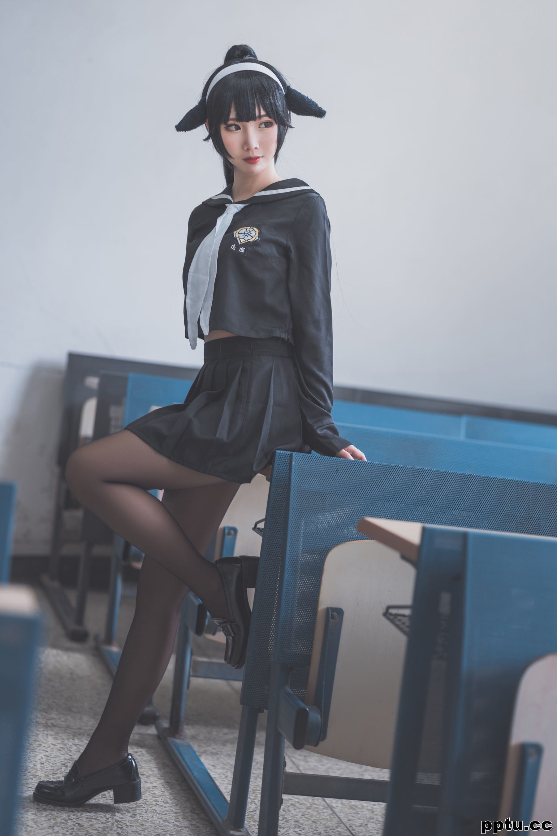 COSER小姐姐面饼仙儿《高雄仙儿》  [福利COSPLAY] 写真集-皮皮兔动漫