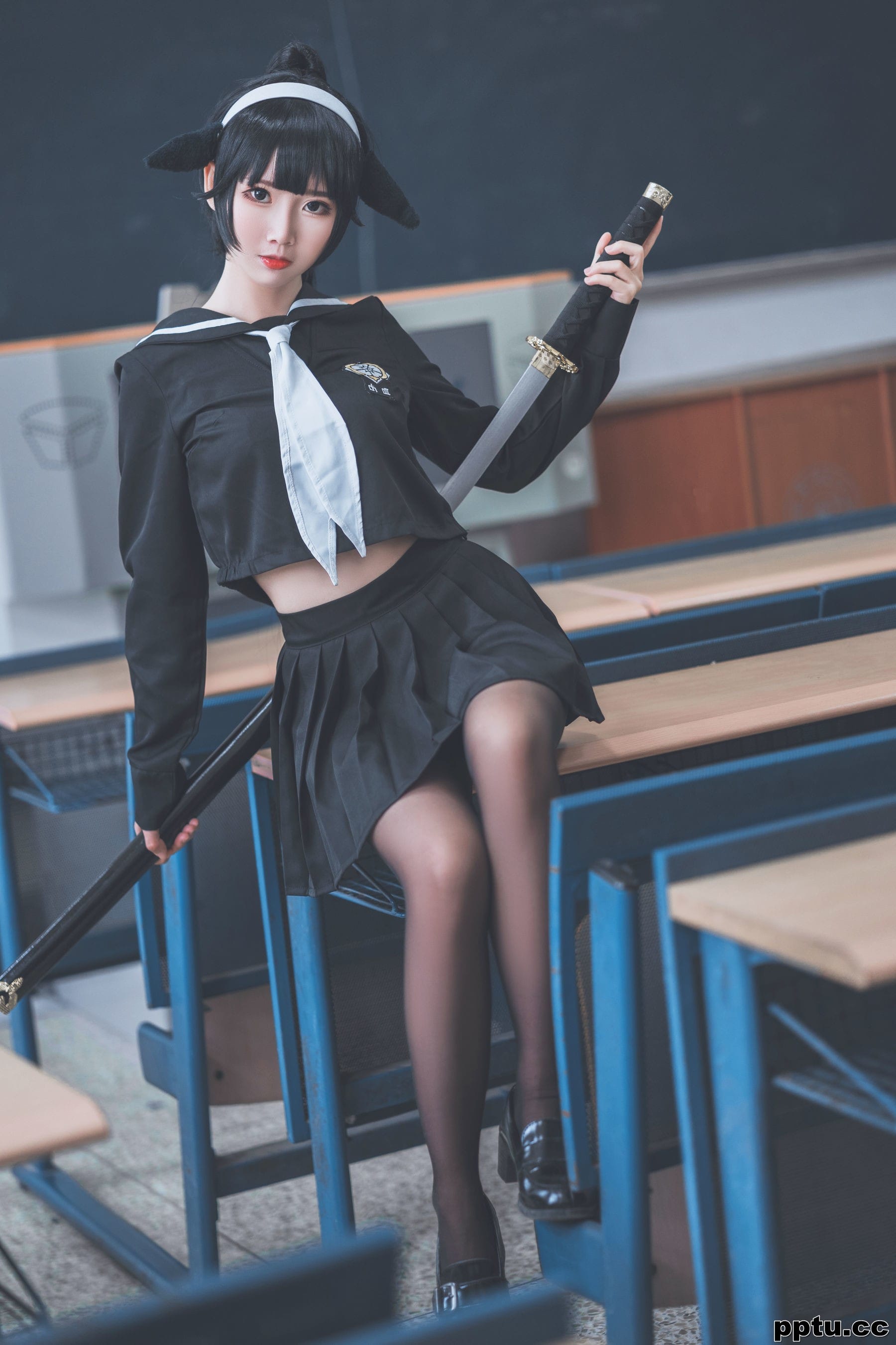 COSER小姐姐面饼仙儿《高雄仙儿》  [福利COSPLAY] 写真集
