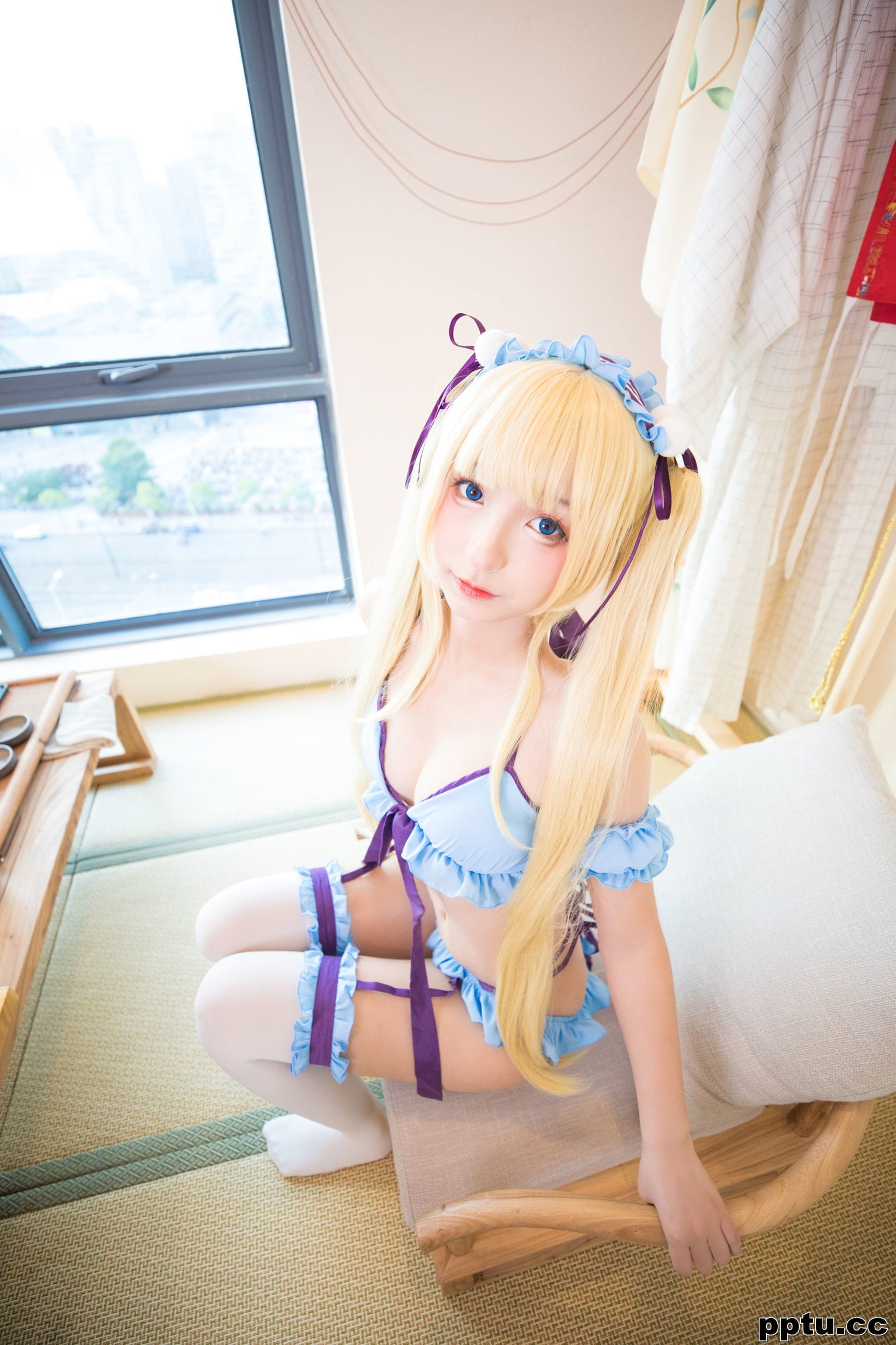 神楽板真冬《恋人以上》 [萝莉COS] 写真集