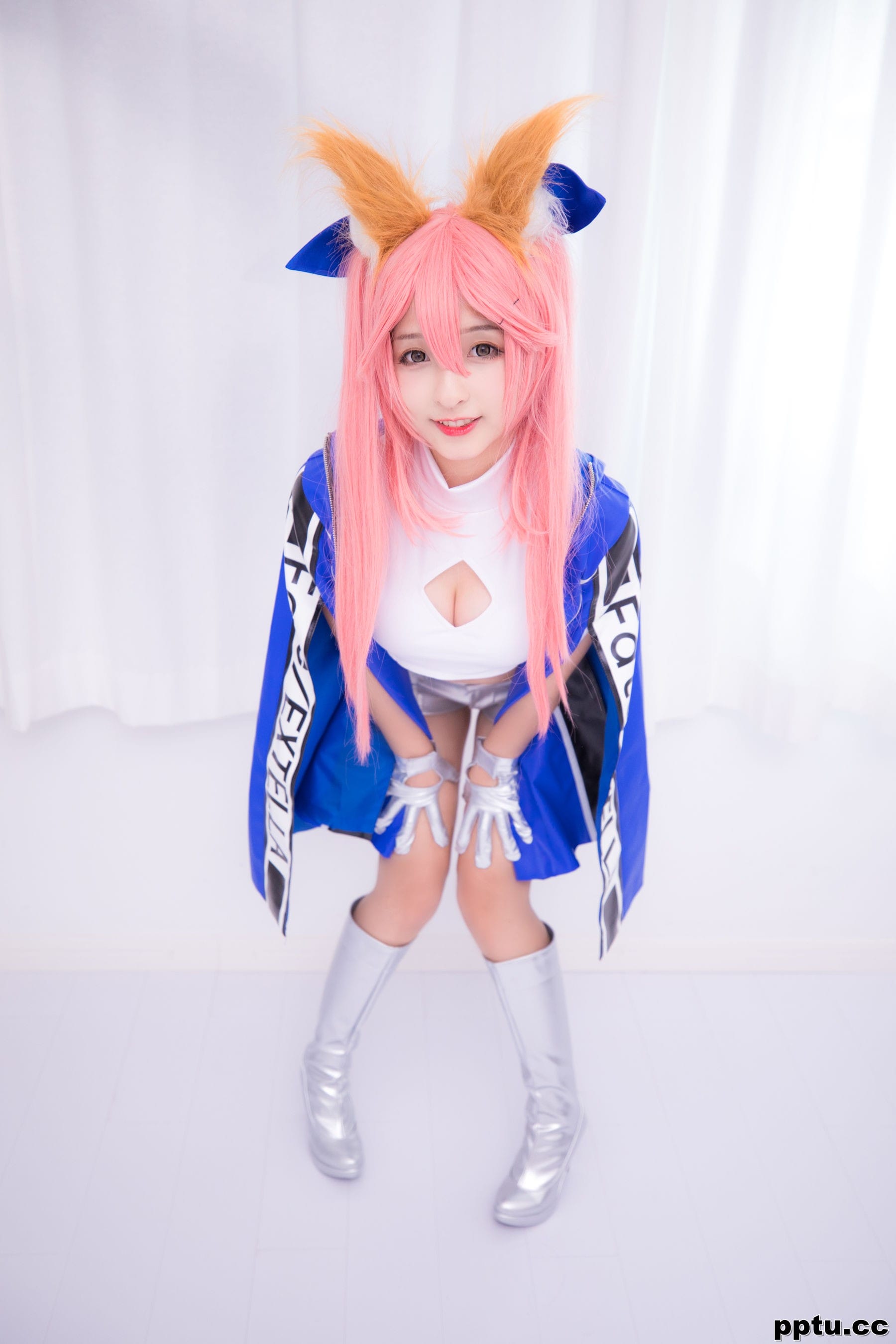 神楽坂真冬《目標はあなた、エンジン全開！！》 [萝莉COSPLAY] 写真集