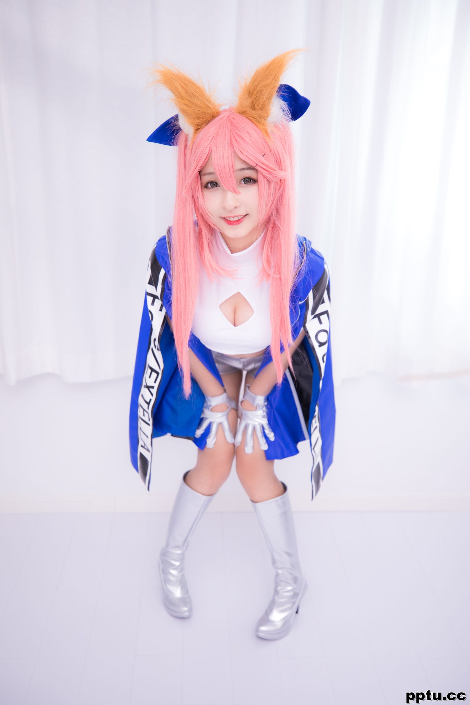 神楽坂真冬《目標はあなた、エンジン全開！！》 [萝莉COSPLAY] 写真集