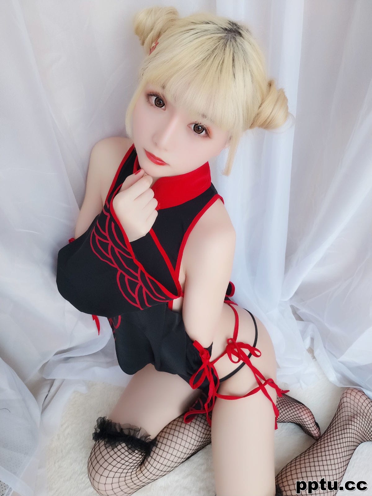 星之迟迟 《幼齿僵尸包》 [福利COSPLAY] 写真集