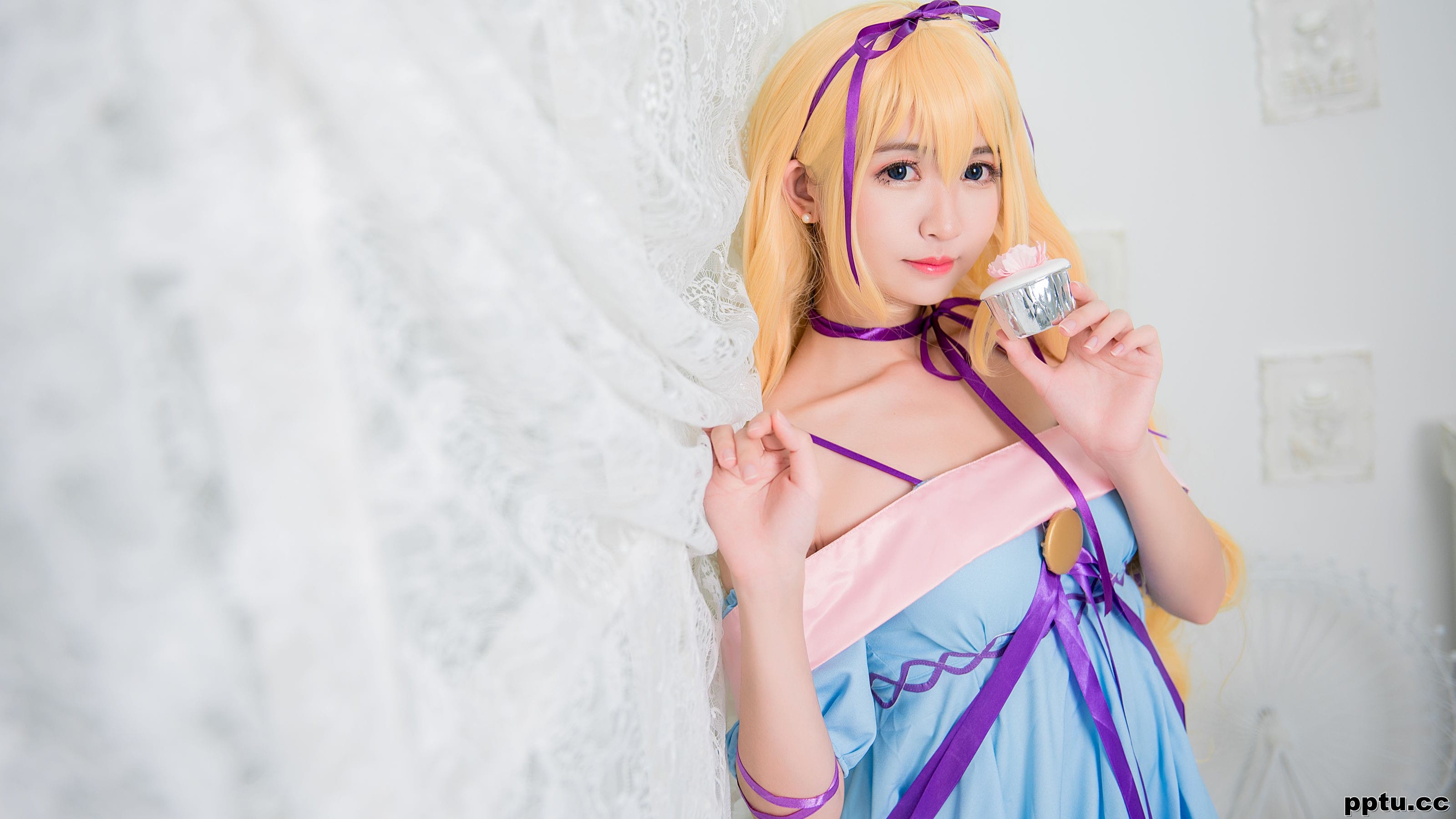 COSER鳗鱼霏儿《性感吊带睡裙》 [COSPLAY美女] 写真集