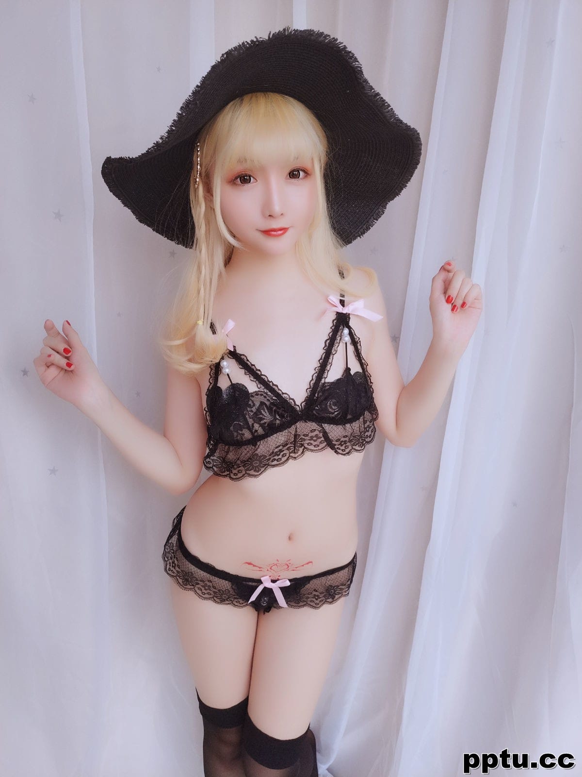 COSER小姐姐星之迟迟 《假日快乐包》 [福利COSPLAY] 写真集