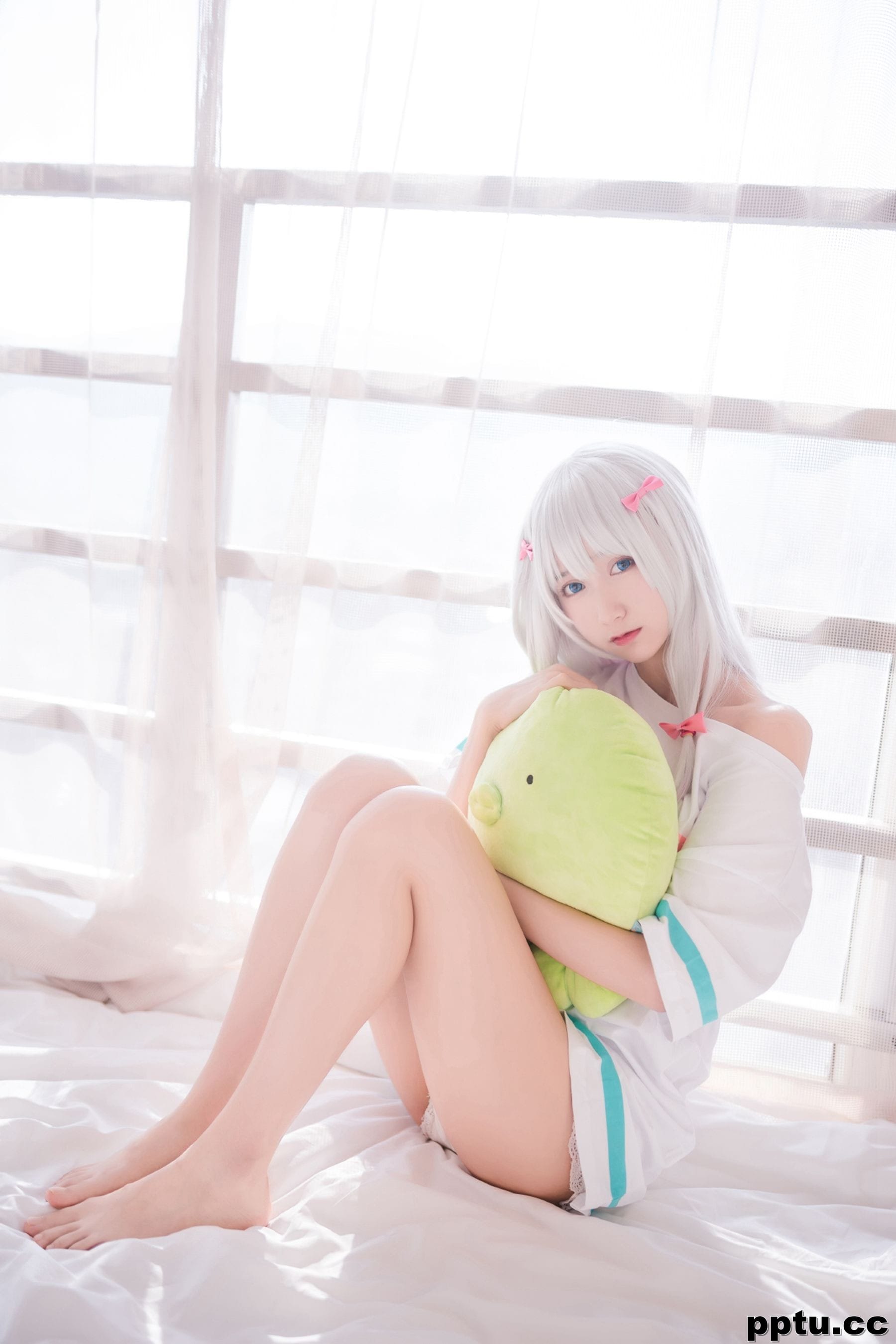 木绵绵OwO《白发魔女》 [萝莉COS] 写真集