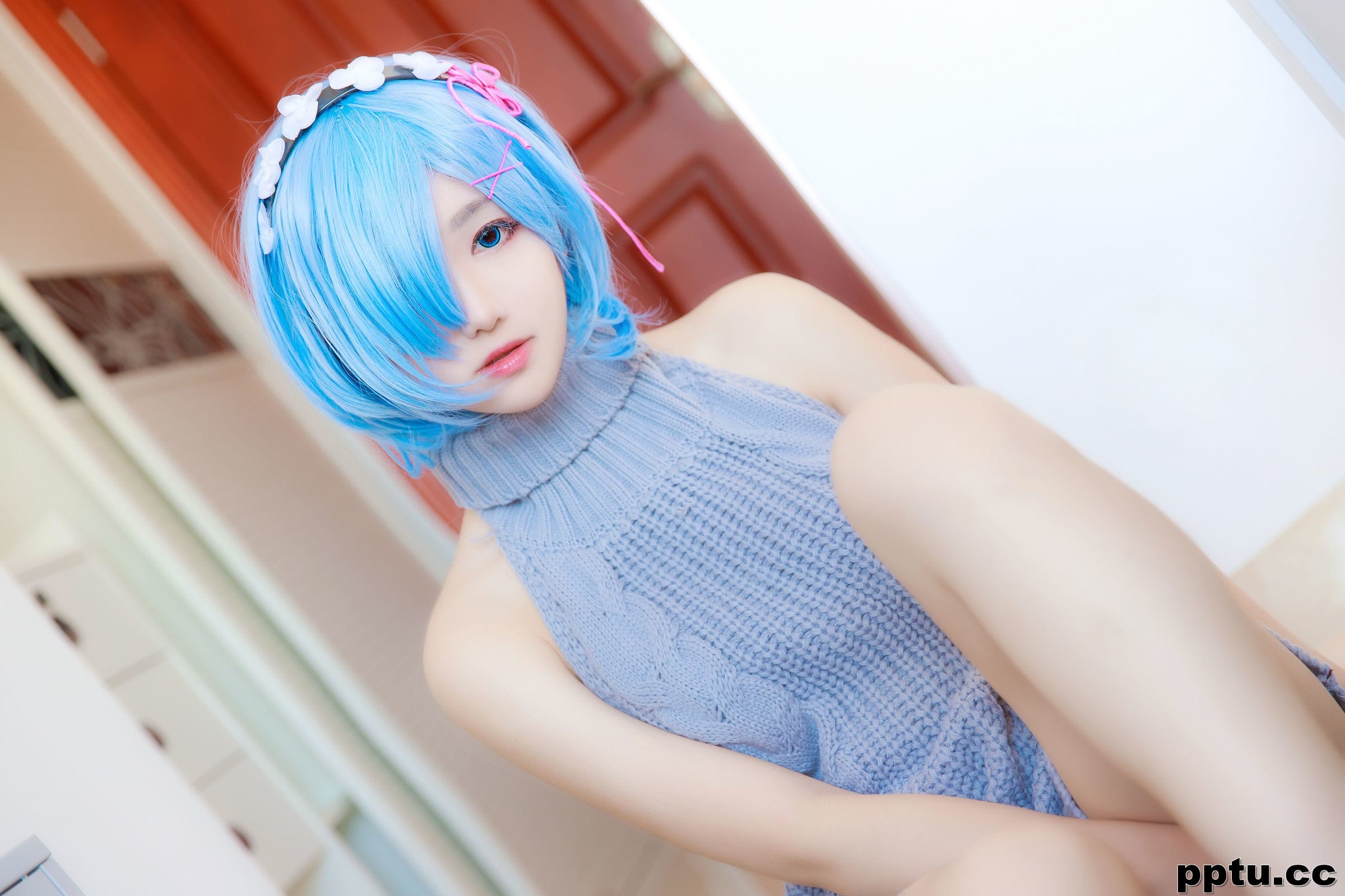 南桃Momoko《蕾姆露背毛衣》 [萝莉COS] 写真集-皮皮兔动漫