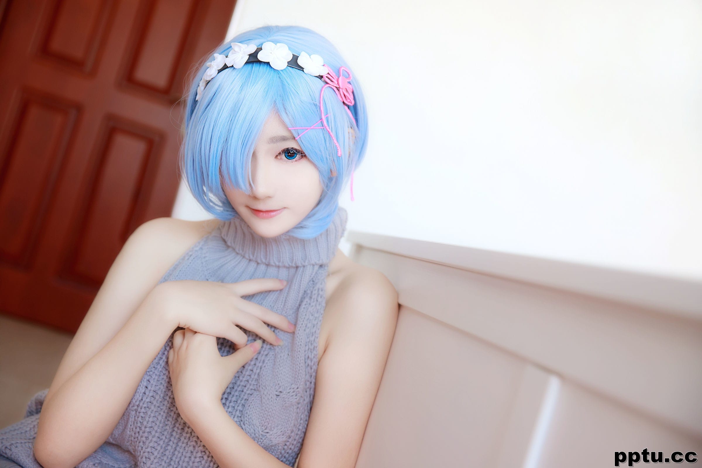 南桃Momoko《蕾姆露背毛衣》 [萝莉COS] 写真集