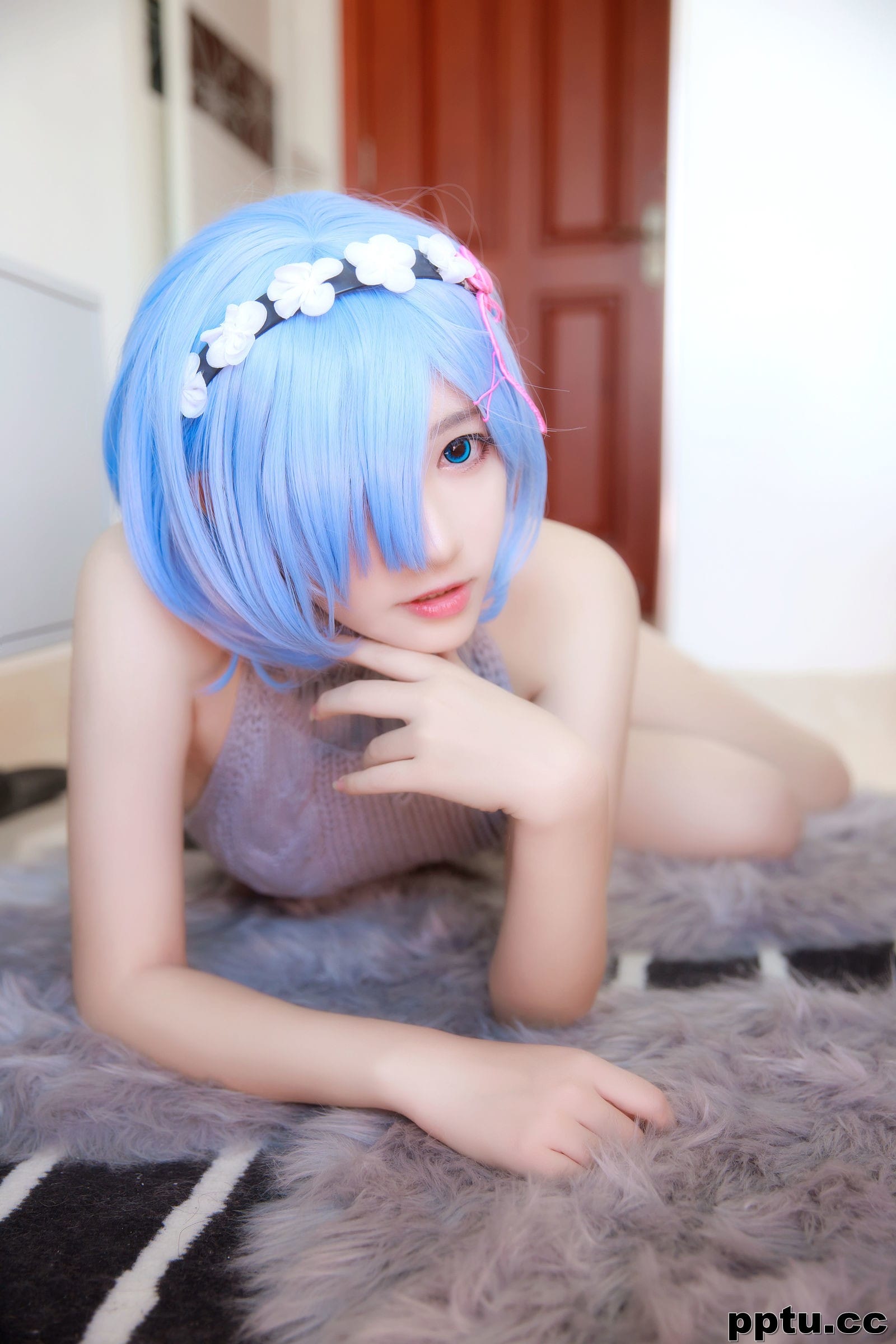 南桃Momoko《蕾姆露背毛衣》 [萝莉COS] 写真集