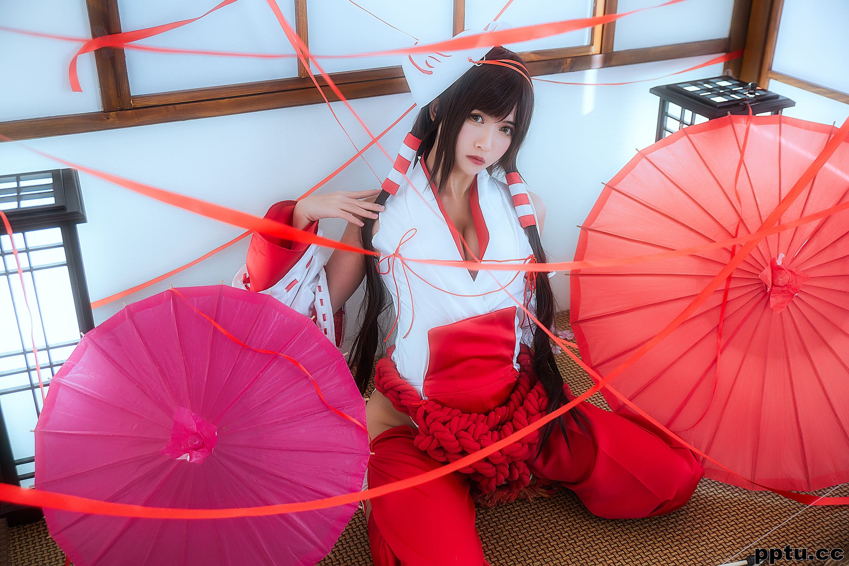 COSER鳗鱼霏儿 《巫女》 [COSPLAY福利] 写真集