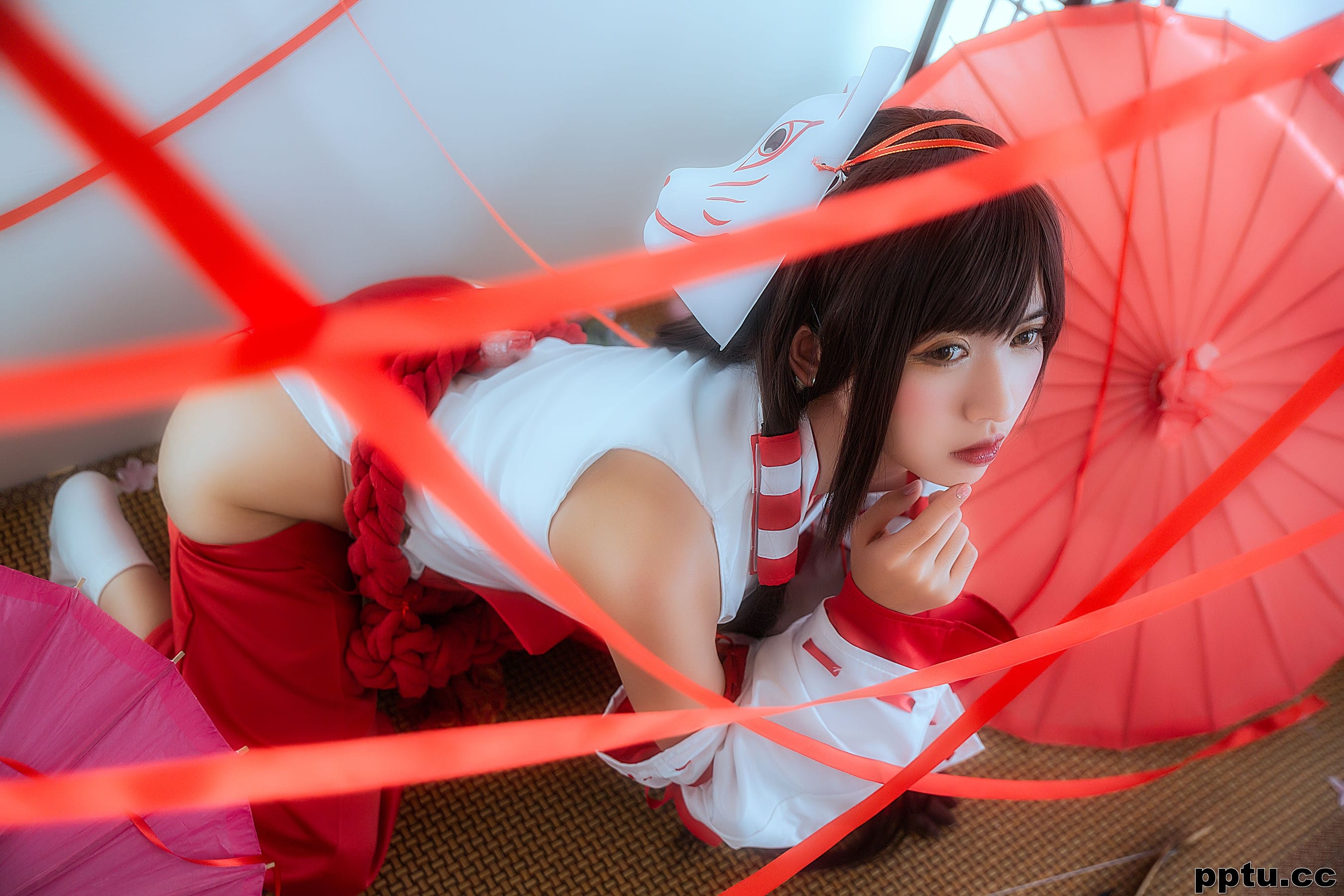 COSER鳗鱼霏儿 《巫女》 [COSPLAY福利] 写真集