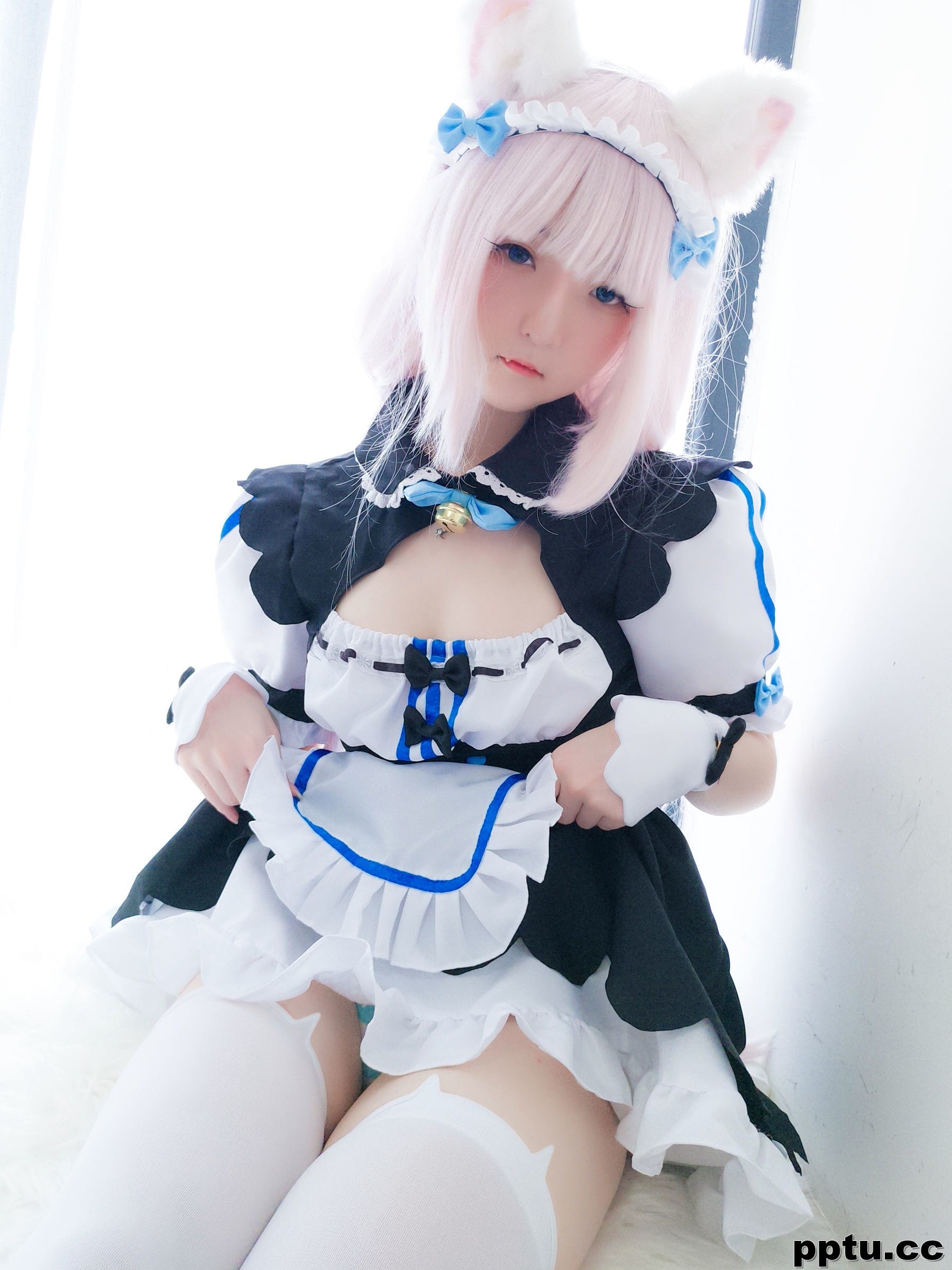 一小央泽《猫娘香子兰》 [萝莉COS] 写真集