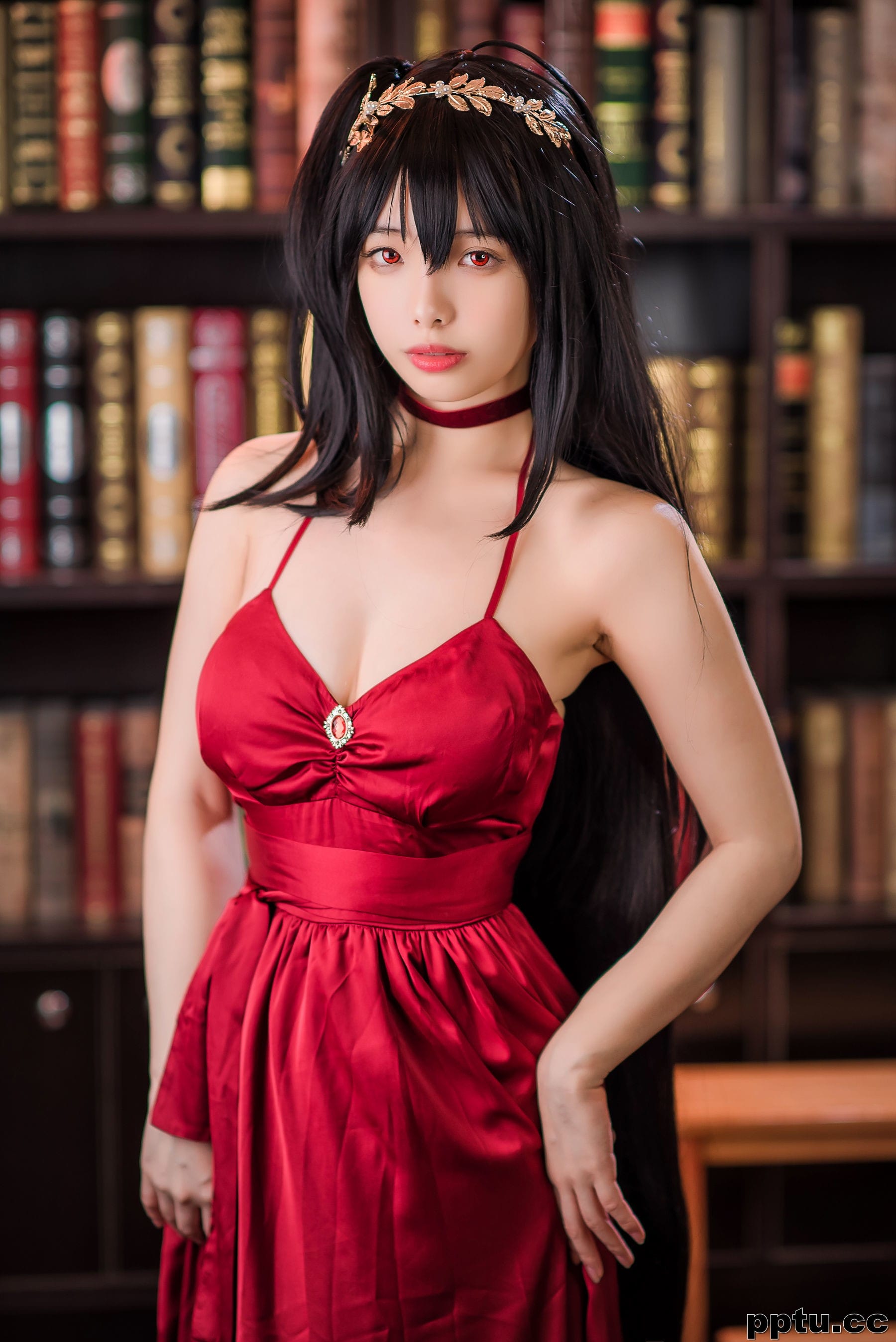 雯妹不讲道理《碧蓝航线大凤礼服》 [COSPLAY福利] 写真集-皮皮兔动漫