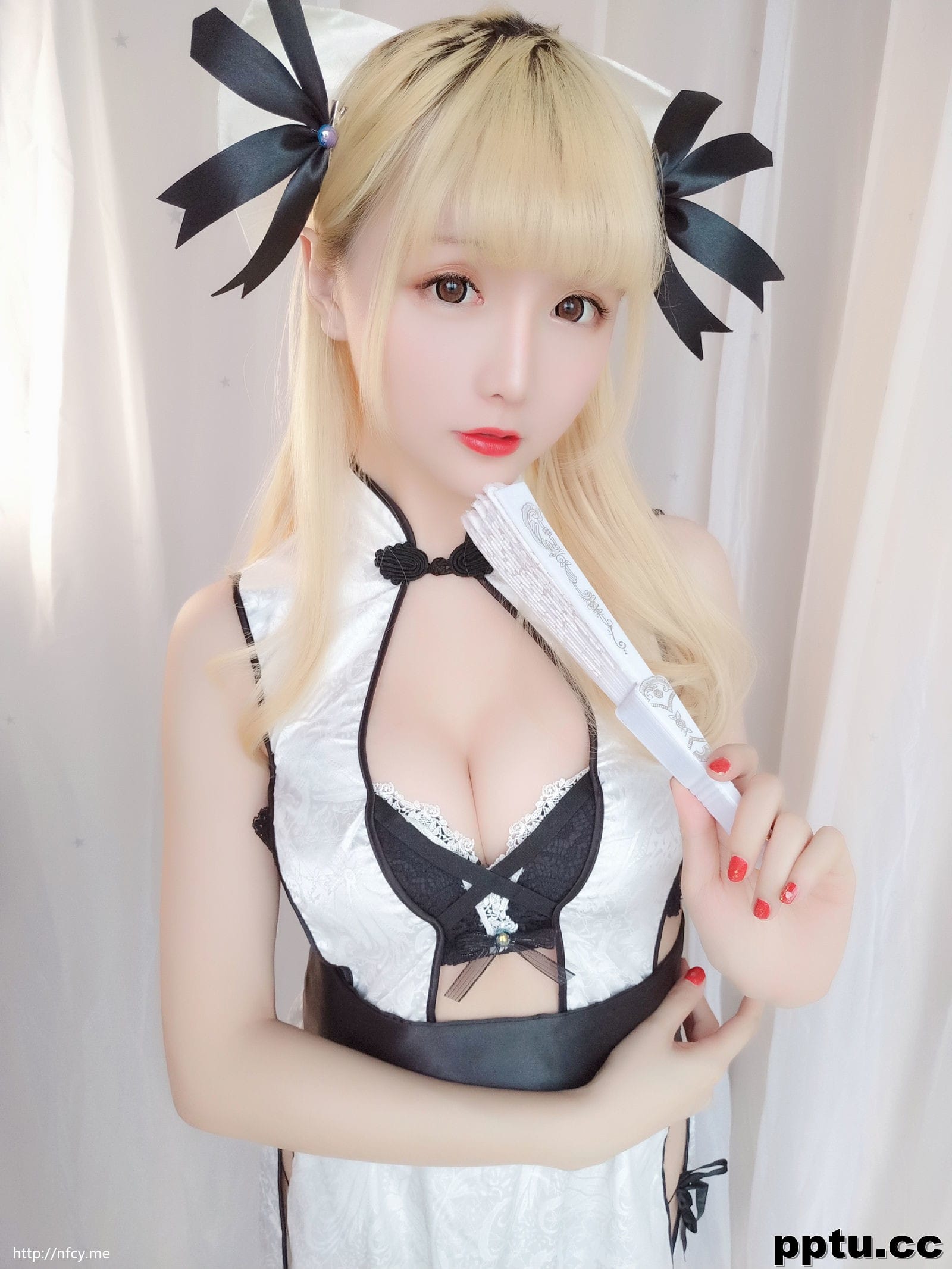 星之迟迟《优雅旗袍包》 [福利COSPLAY] 写真集