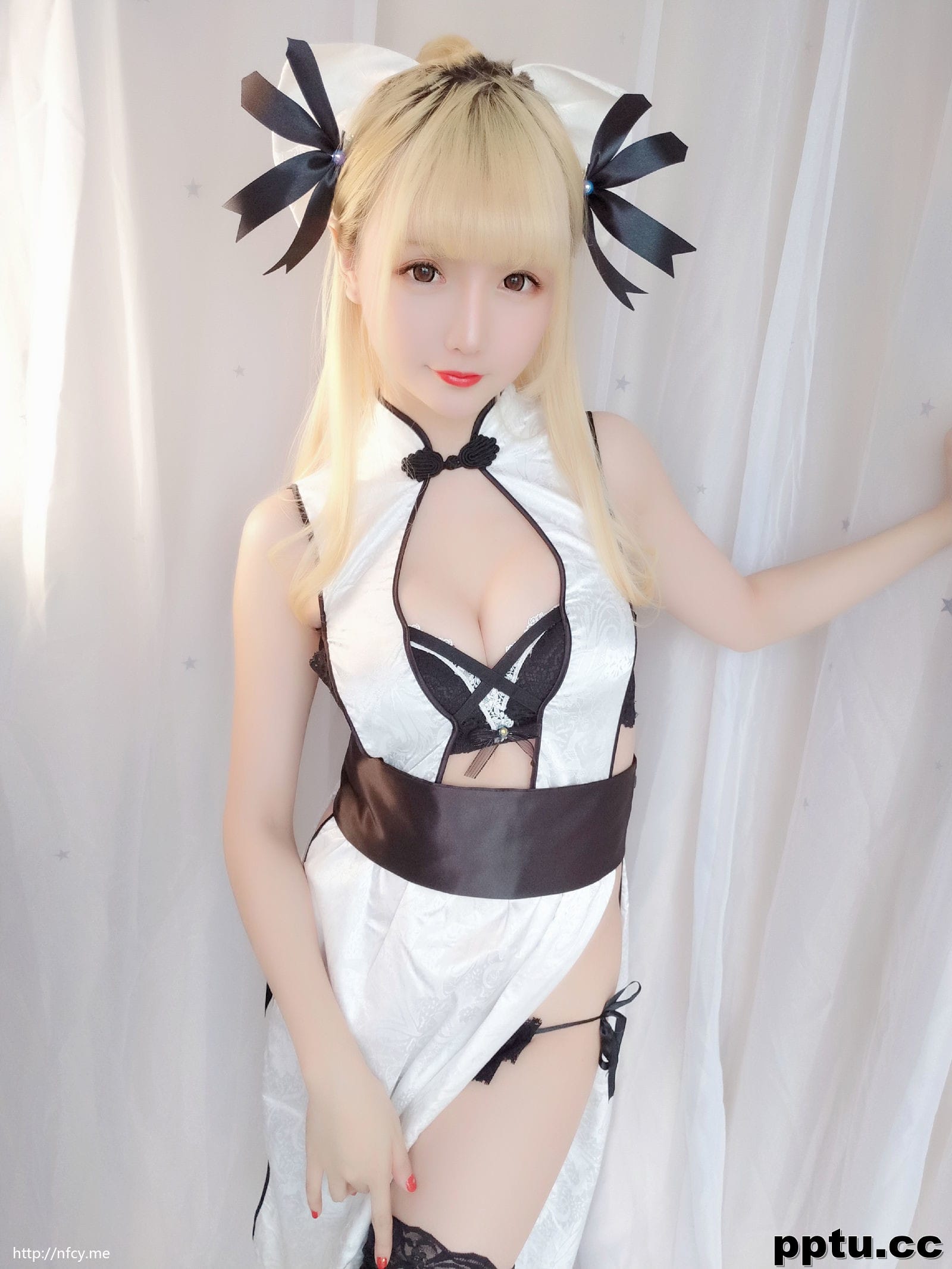 星之迟迟《优雅旗袍包》 [福利COSPLAY] 写真集