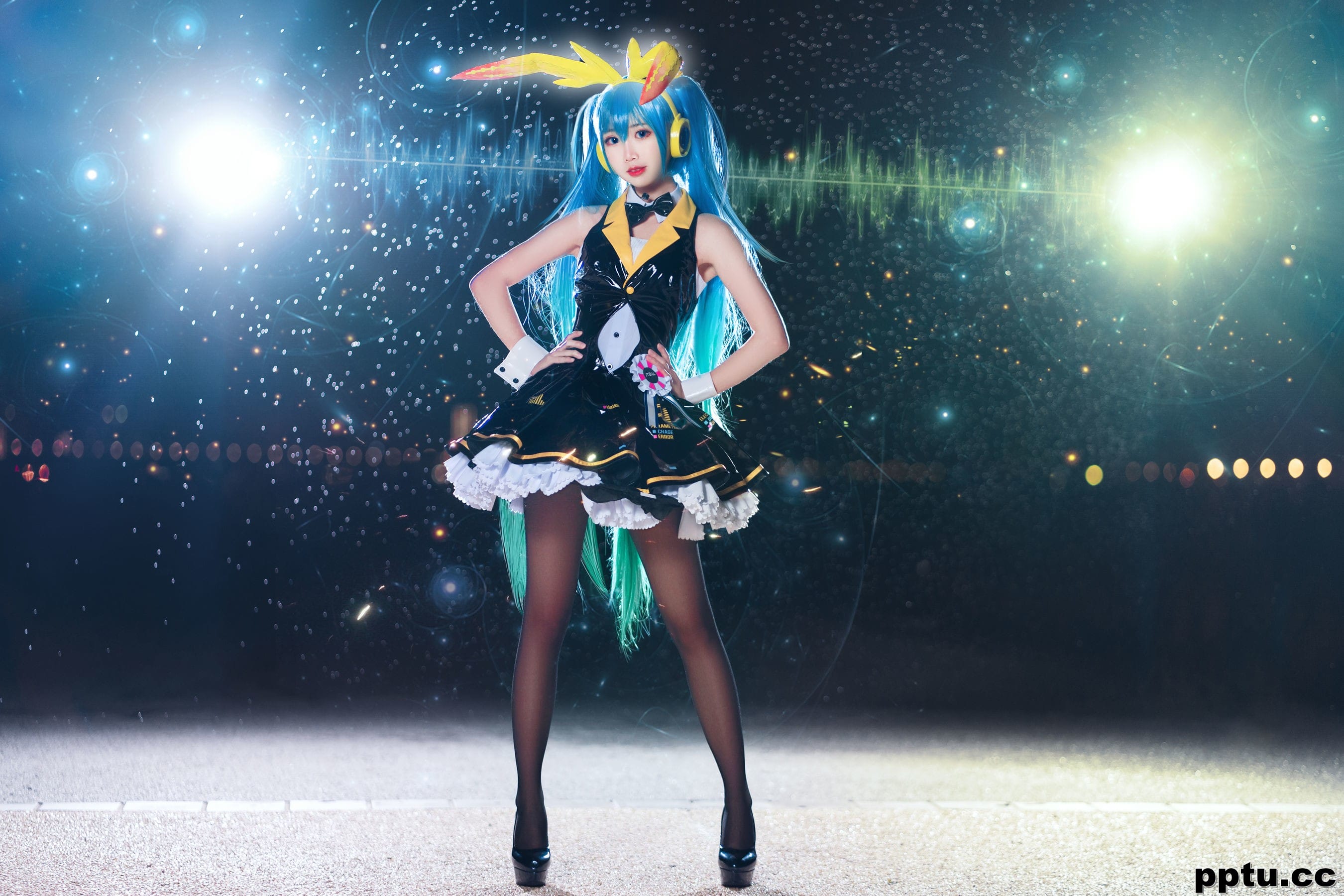 面饼仙儿《初音Miku》 [福利COSPLAY] 写真集