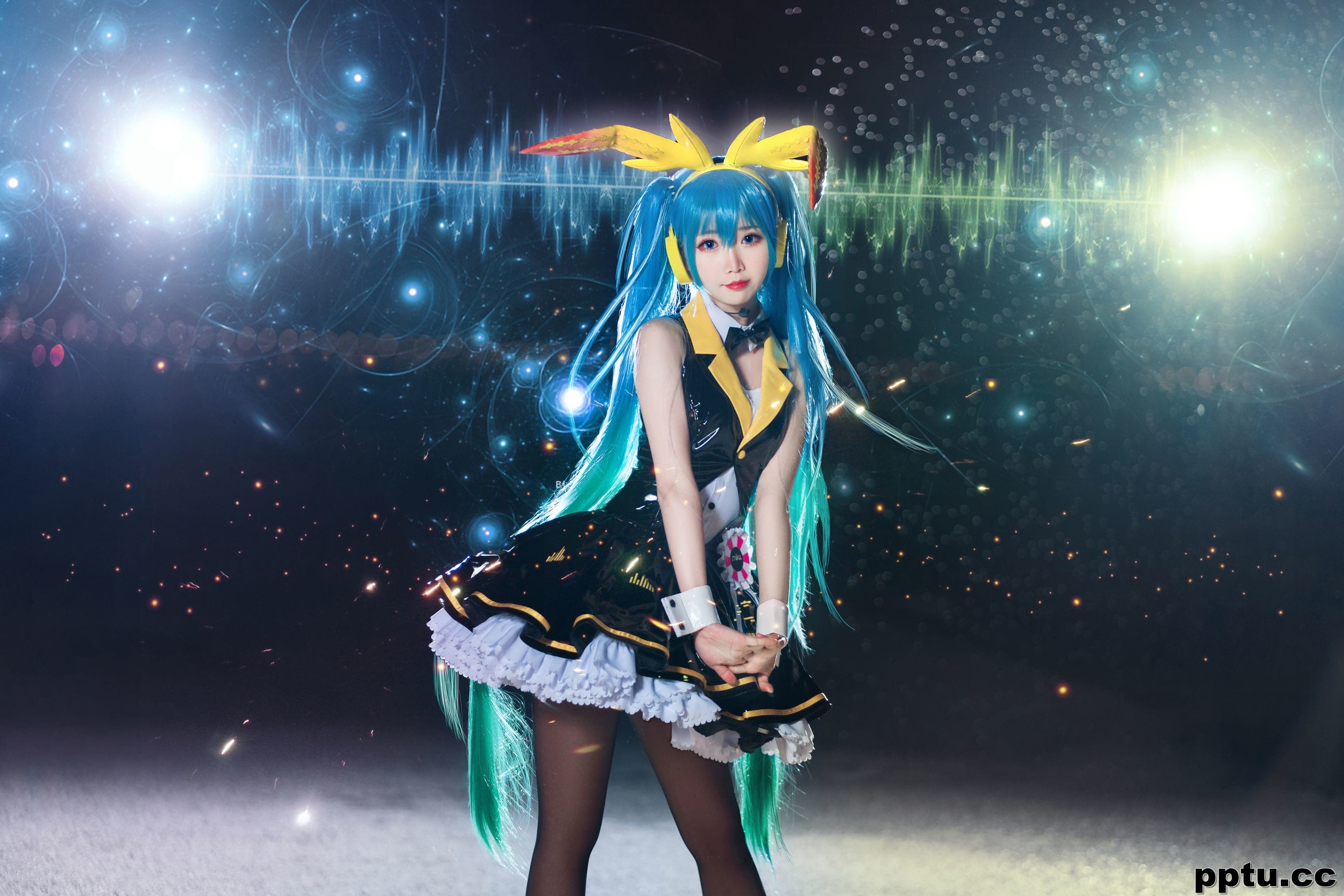 面饼仙儿《初音Miku》 [福利COSPLAY] 写真集