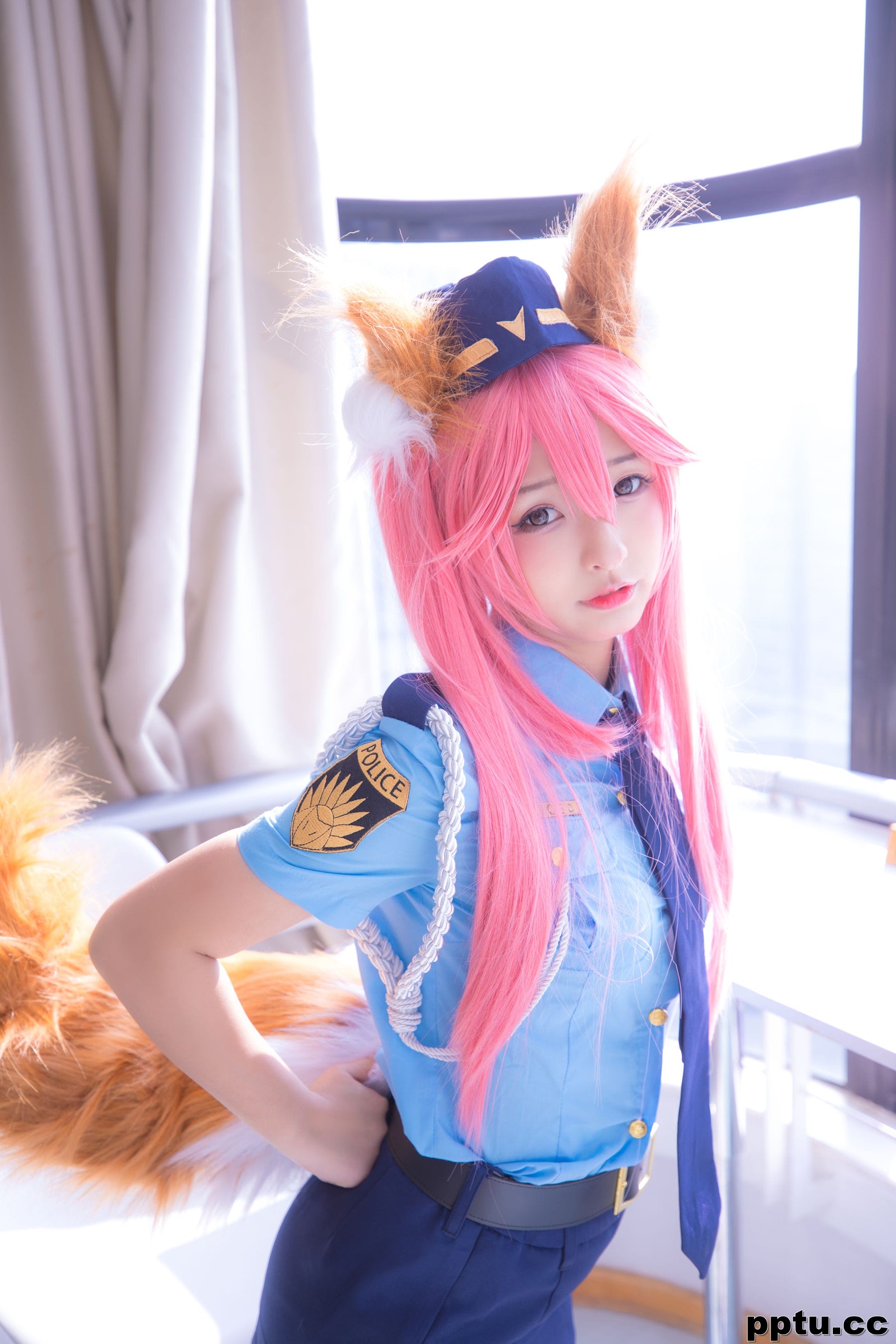 COSER神楽坂真冬《後で逮捕してもいい？》 [福利COSPLAY] 写真集