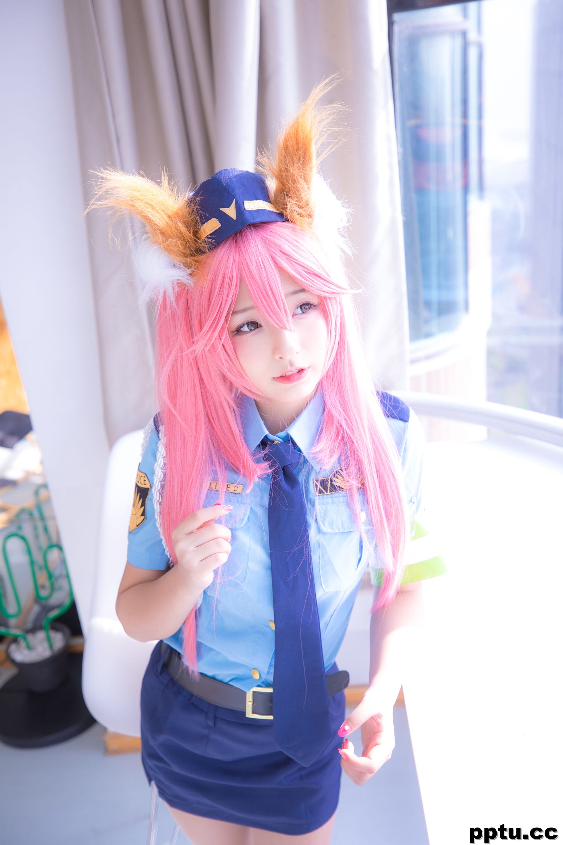 COSER神楽坂真冬《後で逮捕してもいい？》 [福利COSPLAY] 写真集