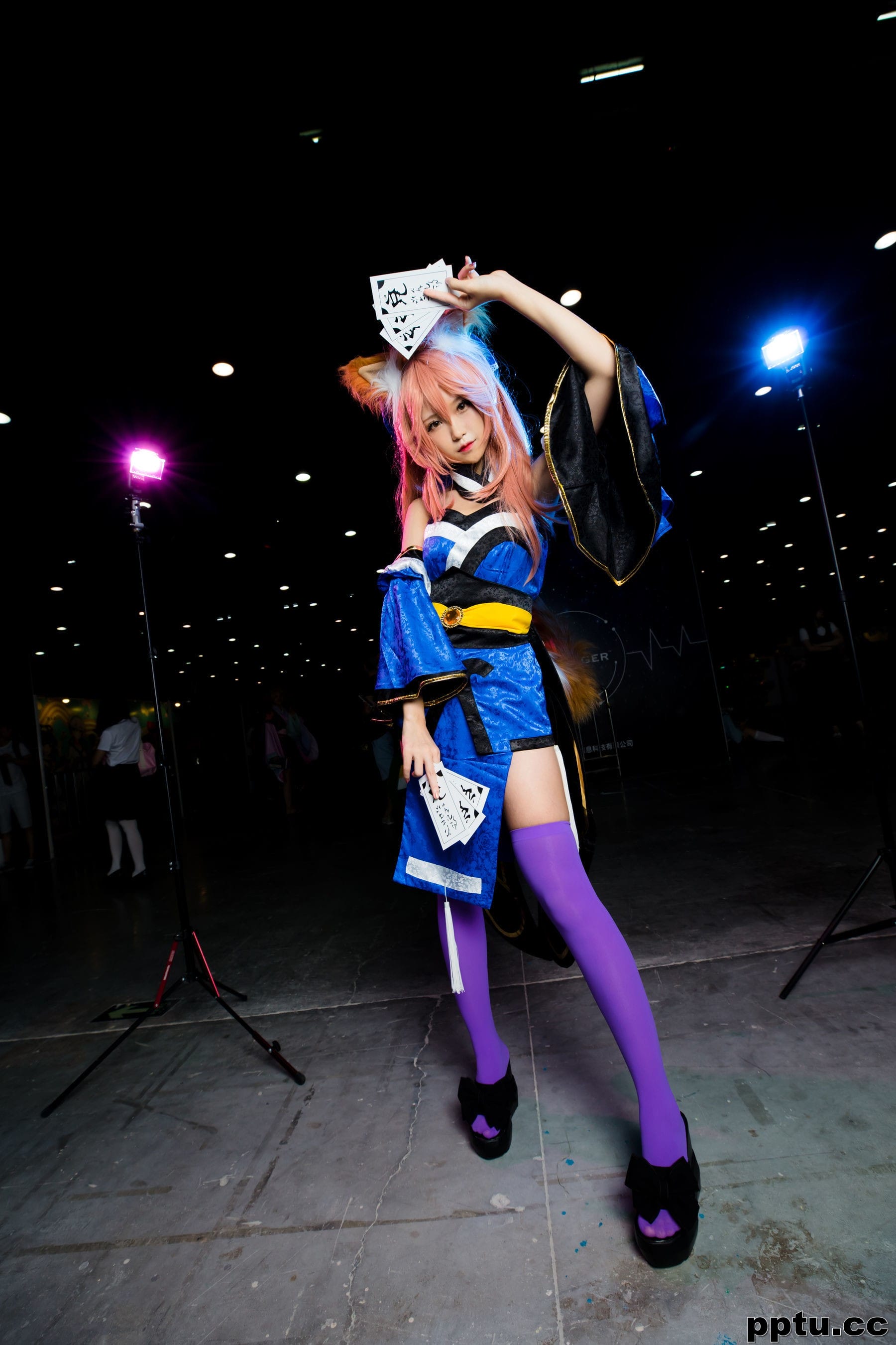 腐团儿Ikaros《霞之丘诗羽+玉藻前+甄姬》 [萝莉COS] 写真集-皮皮兔动漫