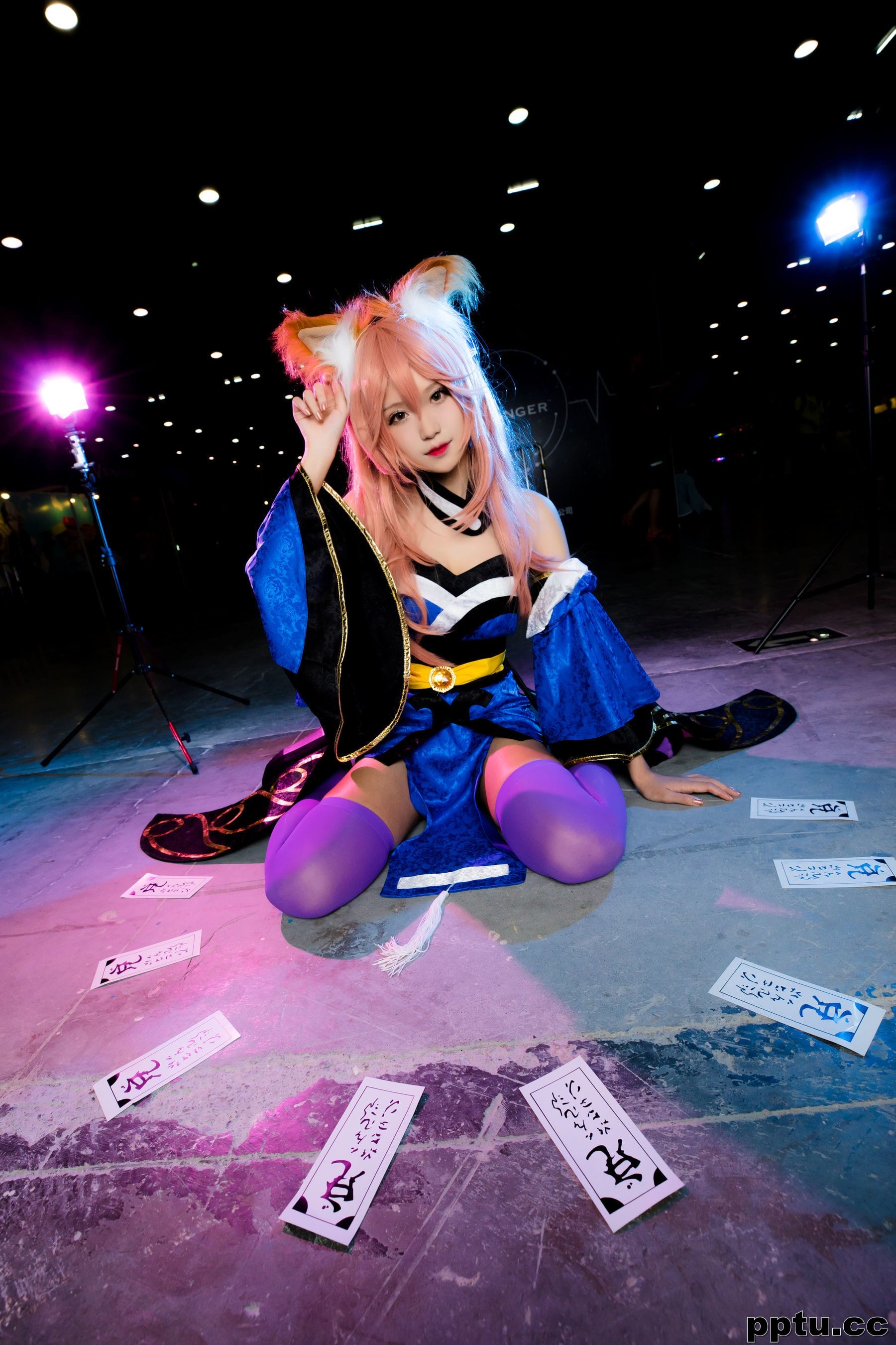 腐团儿Ikaros《霞之丘诗羽+玉藻前+甄姬》 [萝莉COS] 写真集