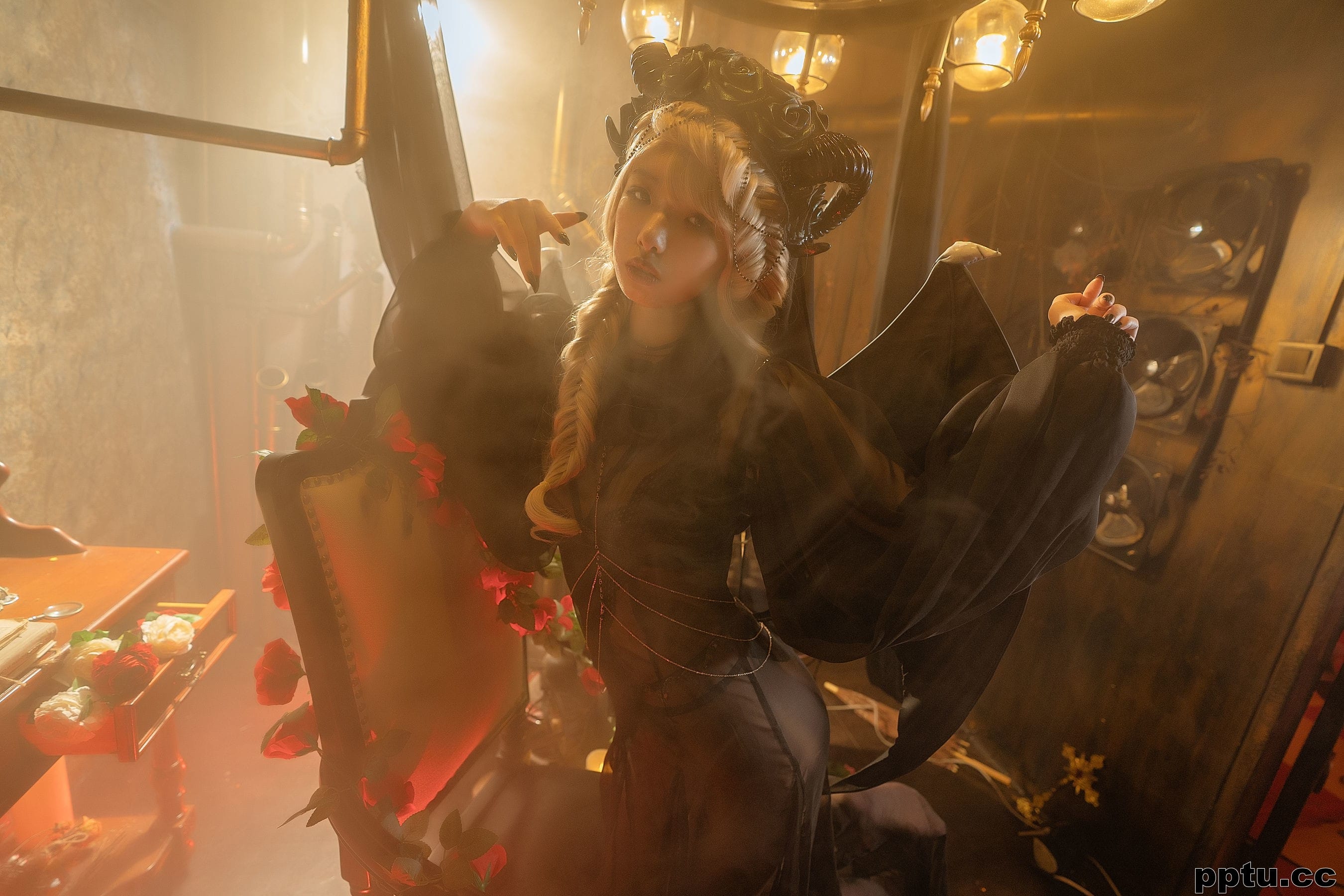 雯妹《魅魔 gothic devil》 [COSPLAY福利] 写真集