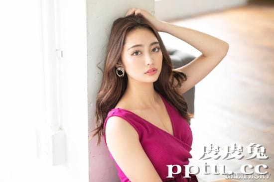 清新的妩媚风！现役音乐系女大学生三浦海写真