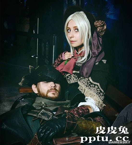 《黑魂》《血源》联动COS 老猎人看上了防火女？