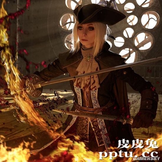 《黑魂》《血源》联动COS 老猎人看上了防火女？