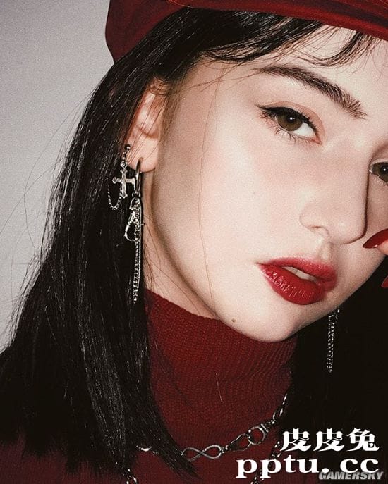 小身材蕴含大能量 19岁土耳其高颜值网红少女