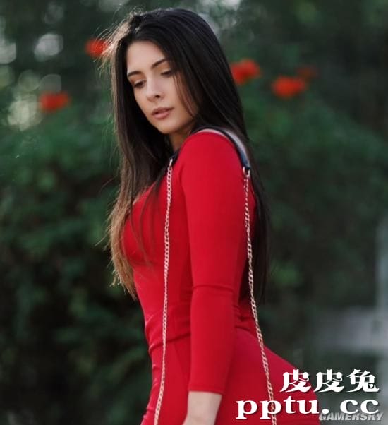 倡导吃素但身材不吃素 焦糖味蜜桃美女Kaitlin