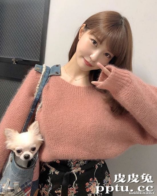 衣服快包不住的好身材 写真女星岸明日香