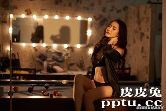 要啥有啥肉香四溢！泰国白皙嫩妹Orathai Chadum