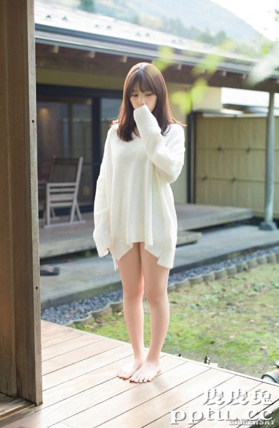 清纯与性感的微妙平衡 席卷写真界的乃木坂王牌