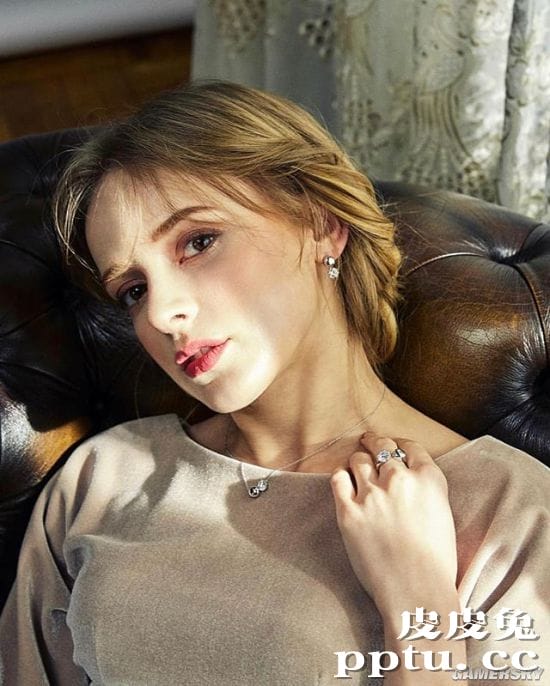 纤弱身材其实很有料 乌克兰可甜可盐的仙气小姐姐