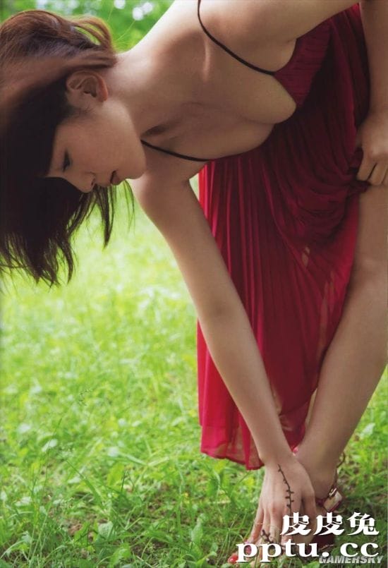 日本女偶像宅家太无聊 每天数种子引网友疯传