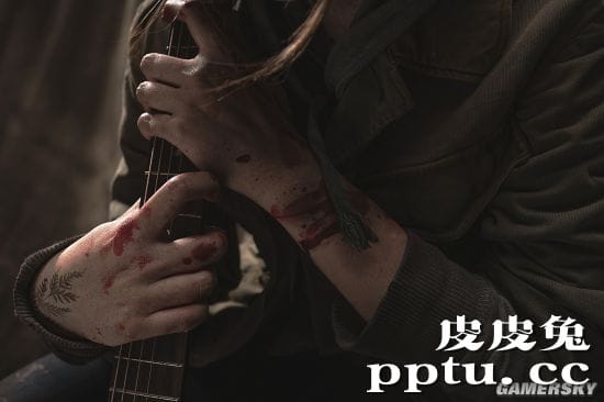 俄妹COS《最后生还者2》艾莉 绝望末世下的坚强少女