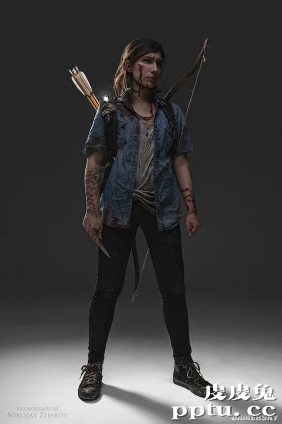 俄妹COS《最后生还者2》艾莉 绝望末世下的坚强少女