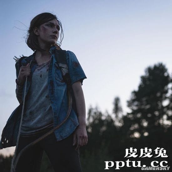 俄妹COS《最后生还者2》艾莉 绝望末世下的坚强少女