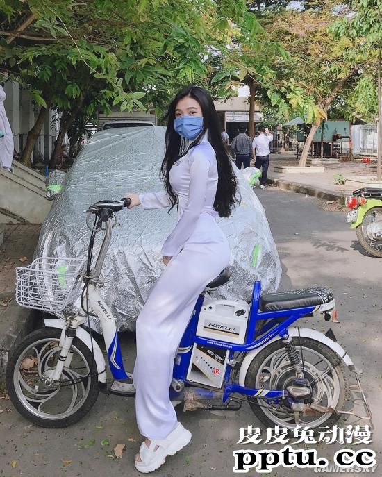 波滔腰瘦人清丽 优质越南学生妹Phan Thị