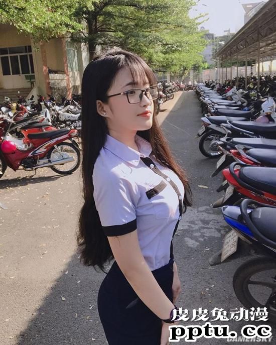 波滔腰瘦人清丽 优质越南学生妹Phan Thị